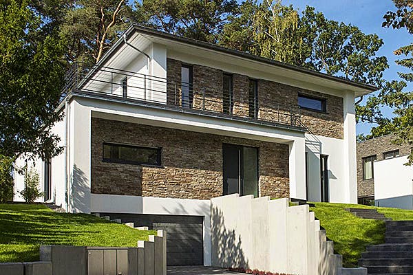 Dienstleister Aye-Bau Hausanbieter Aye-Bau