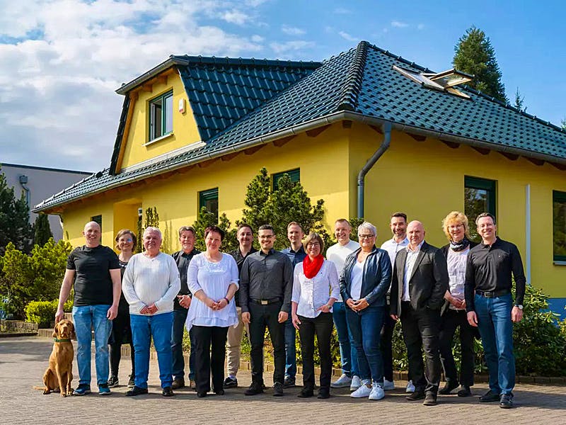 Dienstleister HIS Hausbau GmbH Hausanbieter HIS Hausbau GmbH