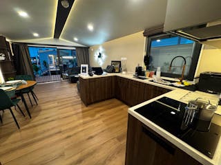 Fertighaus Murano von Easy Homes - Tiny- & Modulhäuser Schlüsselfertig ab 125000€, Bungalow Innenansicht 2