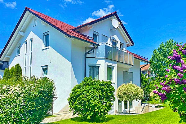 Dienstleister SE Massivhausbau Hausanbieter SE Massivhausbau