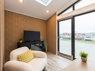 Fertighaus Santa Cruz Lodge von Easy Homes - Tiny- & Modulhäuser Schlüsselfertig ab 235000€, Bungalow Innenansicht 2