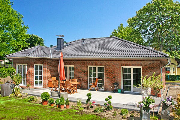 Dienstleister AKZEPT Haus GmbH Hausanbieter AKZEPT Haus GmbH