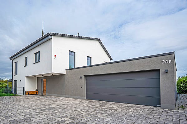 Hausanbieter RheinMassiv
