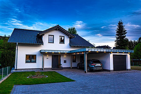 Dienstleister Häner Zimmerei + Hausbau Hausanbieter Häner Zimmerei + Hausbau