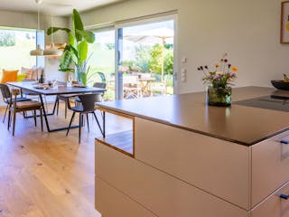 Fertighaus Satteldach Landhaus 241 --Zweifamilienhaus von LUXHAUS, Satteldach-Klassiker Innenansicht 5