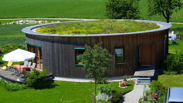 Rundes, kompaktes Passivhaus