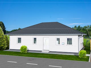 Massivhaus Bungalow 120 von AMB Massivhaus, Bungalow Außenansicht 2