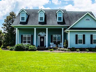 amerikanisches-haus_istock-ucpage-xs amerikanisches-haus_istock-ucpage-xs