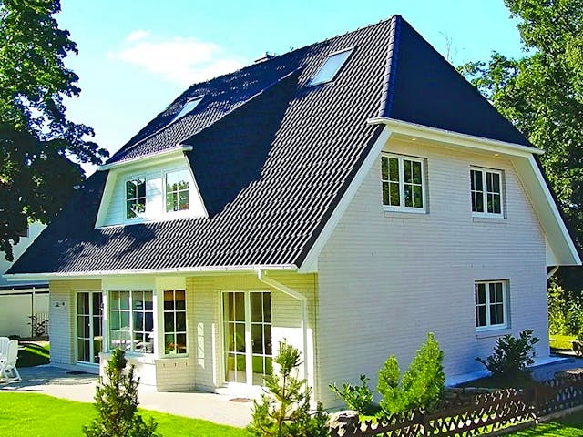 Massivhaus Hildesheim von Aye-Bau Schlüsselfertig ab 380500€, Satteldach-Klassiker Außenansicht 1
