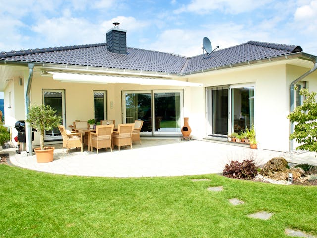 Fertighaus Cilia von Fingerhut Haus Schlüsselfertig ab 474890€, Bungalow Außenansicht 3