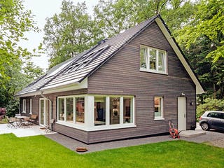 Fertighaus Jesteburg von Bardowicks.Haus und Holzbau Schlüsselfertig ab 650000€, Satteldach-Klassiker Außenansicht 3