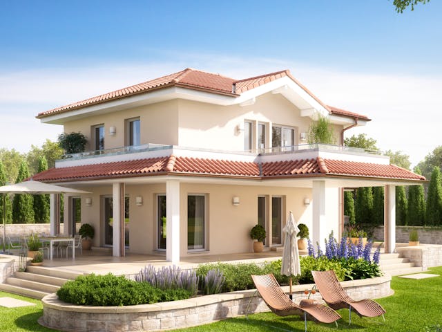 Mediterranes Fertighaus nach Vorbild einer Finca von Bien-Zenker: Eingangsüberdachung und kühlespendende Vordächer, zarte Pastelltöne, zwei großzügige Balkone und eine schattige Terrasse.