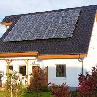 csm_Solaranlage_Gefahren_und_Probleme_txn-Foto_thermhaus_41f2e7e2d8.jpg