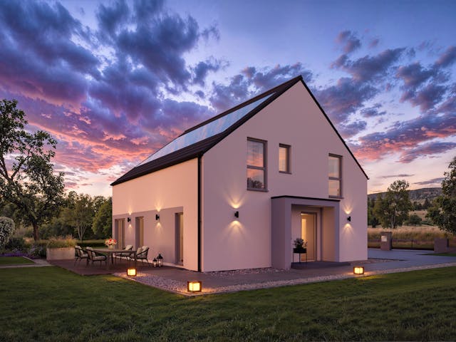 Fertighaus White&Black 170 von WHITE&BLACK Fertighäuser Ausbauhaus ab 200710€, Satteldach-Klassiker Außenansicht 1