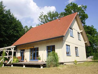 Fertighaus Alexandra (KfW-Effizienzhaus 40 EE) von Dammann-Haus Schlüsselfertig ab 360700€, Außenansicht 3