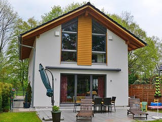 Fertighaus Nicole (KfW-Effizienzhaus 40 EE) von Dammann-Haus Schlüsselfertig ab 311700€, Satteldach-Klassiker Außenansicht 1