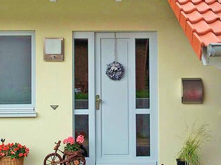 Fertighaus Rosi (KfW-Effizienzhaus 40 EE) von Dammann-Haus Schlüsselfertig ab 362500€, Bungalow Außenansicht 6