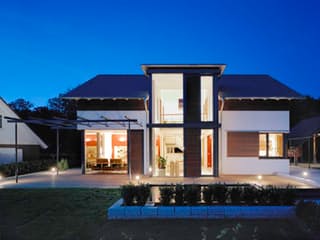 Blockhaus D168 MH Bad Vilbel von Frammelsberger Holzbau, Satteldach-Klassiker Außenansicht 3