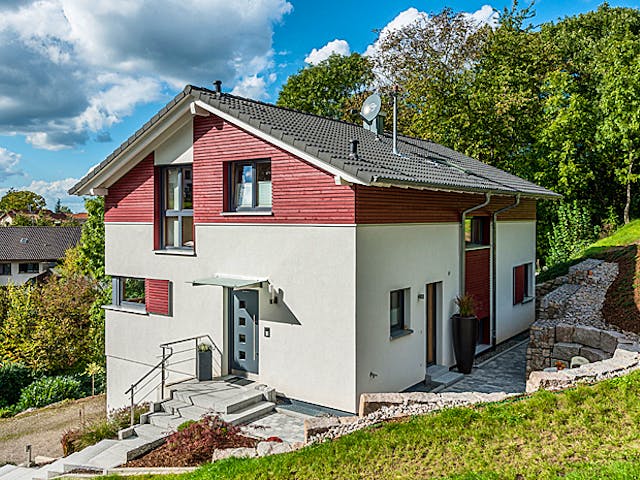 Blockhaus D152 Sum von Frammelsberger Holzbau, Satteldach-Klassiker Außenansicht 1