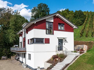 Blockhaus D152 Sum von Frammelsberger Holzbau, Satteldach-Klassiker Außenansicht 2