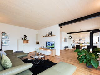 Blockhaus D183 MH Mülheim-Kärlich von Frammelsberger Holzbau, Satteldach-Klassiker Innenansicht 1