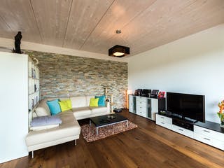 Blockhaus D188 Hertfelder‐Siegel von Frammelsberger Holzbau, Satteldach-Klassiker Innenansicht 1