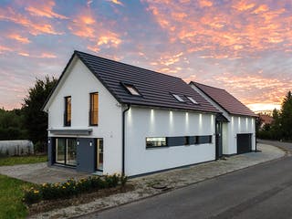 Blockhaus D282 Kocher von Frammelsberger Holzbau, Satteldach-Klassiker Außenansicht 5