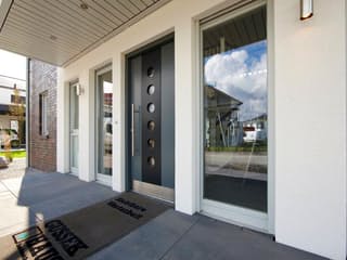 Fertighaus Diana - MH Köln-Frechen von GUSSEK HAUS Schlüsselfertig ab 463400€, Pultdachhaus Außenansicht 6