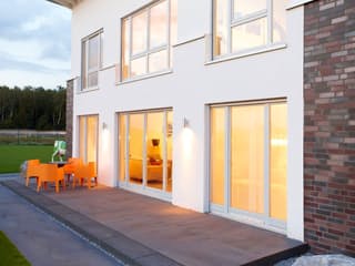 Fertighaus Diana - MH Köln-Frechen von GUSSEK HAUS Schlüsselfertig ab 463400€, Pultdachhaus Außenansicht 9