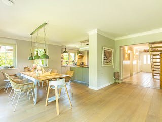 Massivhaus Kapitänshaus 180 von ECO System HAUS Schlüsselfertig ab 385500€, Satteldach-Klassiker Innenansicht 3