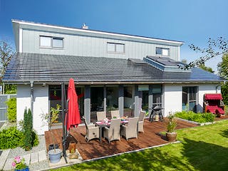 Massivhaus Pultdachhaus 220 von ECO System HAUS Schlüsselfertig ab 458000€, Pultdachhaus Außenansicht 1