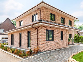 Massivhaus Stadtvilla 160 III von ECO System HAUS Schlüsselfertig ab 394900€, Stadtvilla Außenansicht 2