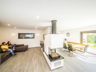 Fertighaus Modern 240 von FischerHaus Schlüsselfertig ab 696960€, Pultdachhaus Innenansicht 1