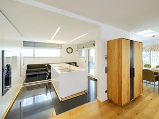 Fertighaus Haus Geyer von Fertighaus WEISS Schlüsselfertig ab 755828€, Cubushaus Innenansicht 2