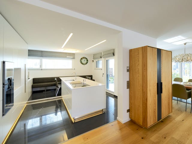 Fertighaus Haus Geyer von WEISS Holzhaus Schlüsselfertig ab 755828€, Cubushaus Innenansicht 2