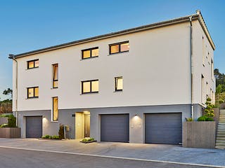 Fertighaus Haus Chmel von Fertighaus WEISS, Pultdachhaus Außenansicht 2