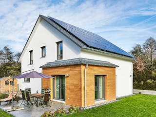 Fertighaus Haus Dahms von Fertighaus WEISS Schlüsselfertig ab 421598€, Satteldach-Klassiker Außenansicht 3