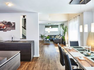 Fertighaus Haus Faber von Fertighaus WEISS Schlüsselfertig ab 560845€, Satteldach-Klassiker Innenansicht 1