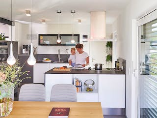 Fertighaus Haus Groß von Fertighaus WEISS Schlüsselfertig ab 497057€, Satteldach-Klassiker Innenansicht 3