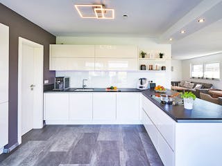 Fertighaus Haus Leicht von Fertighaus WEISS Schlüsselfertig ab 411750€, Stadtvilla Innenansicht 3