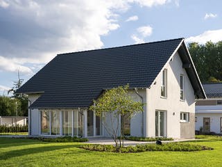 Fertighaus MH Frankenberg - JUNO 402 von FingerHaus Schlüsselfertig ab 397252€, Satteldach-Klassiker Außenansicht 2