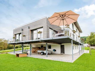 Fertighaus Novium von Fingerhut Haus Schlüsselfertig ab 710542€, Satteldach-Klassiker Außenansicht 2