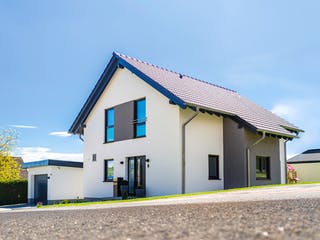 Fertighaus Seko von Fingerhut Haus Schlüsselfertig ab 419283€, Satteldach-Klassiker Außenansicht 3