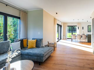 Fertighaus Vilago - MH Neunkhausen von Fingerhut Haus Schlüsselfertig ab 634664€, Cubushaus Innenansicht 2