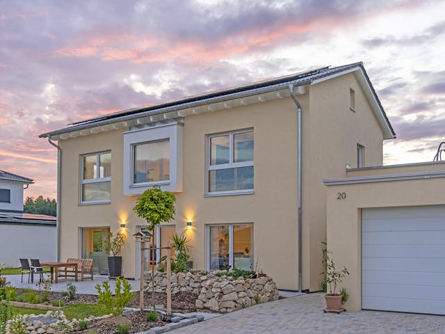 Fertighaus Modern 154 von FischerHaus Schlüsselfertig ab 585412€, Satteldach-Klassiker Außenansicht 1