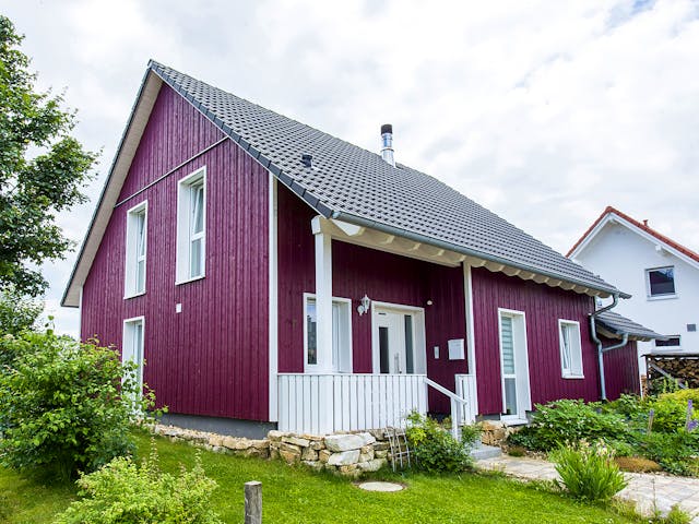 Fertighaus F108 - Gosmann von Fluck Holzbau Schlüsselfertig ab 380000€, Satteldach-Klassiker Außenansicht 1