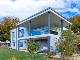 Fertighaus F310 - Jenke von Fluck Holzbau Schlüsselfertig ab 920000€, Cubushaus Außenansicht 1