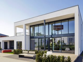 Fertighaus frame. - MH Köln von LUXHAUS, Cubushaus Außenansicht 2