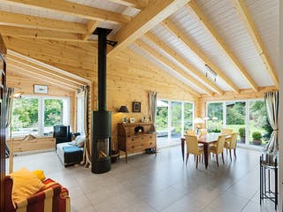 Blockhaus An der Sülz von Fullwood Wohnblockhaus Bausatzhaus ab 220000€, Bungalow Innenansicht 3