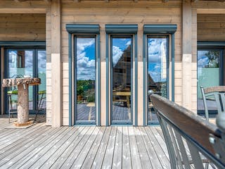 Blockhaus Auf der Röth von Fullwood Wohnblockhaus Bausatzhaus ab 200000€, Blockhaus Außenansicht 5